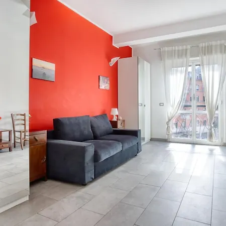 Joivy Cosy Flat Near Mirabello Lägenhet Milano